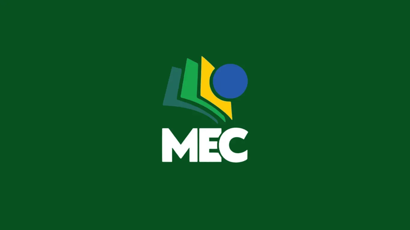 Mais da metade dos formados em licenciaturas EAD teve desempenho insuficiente no Enade 
