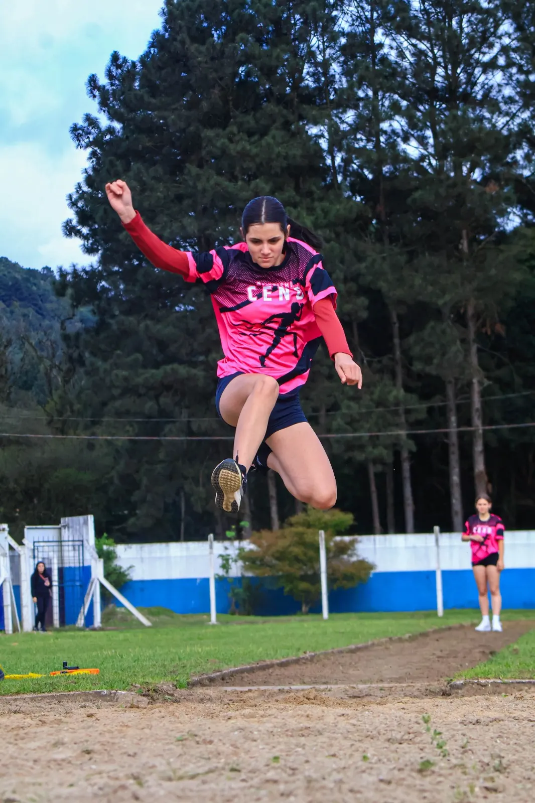 Atletismo do JOCOPU’S 2026 reúne jovens em dia de grandes disputas 