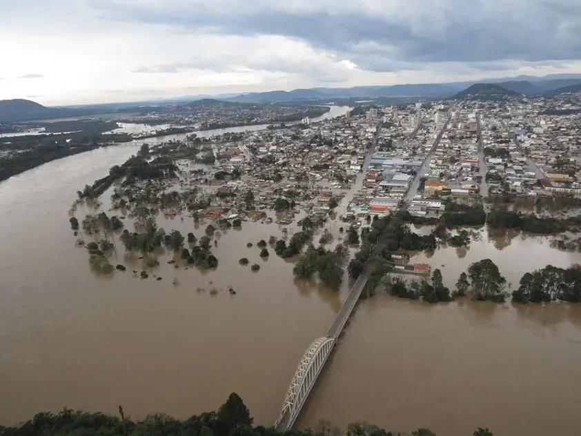 Projeto contra cheias no Rio Iguaçu avança e prevê cinco soluções para União da Vitória
