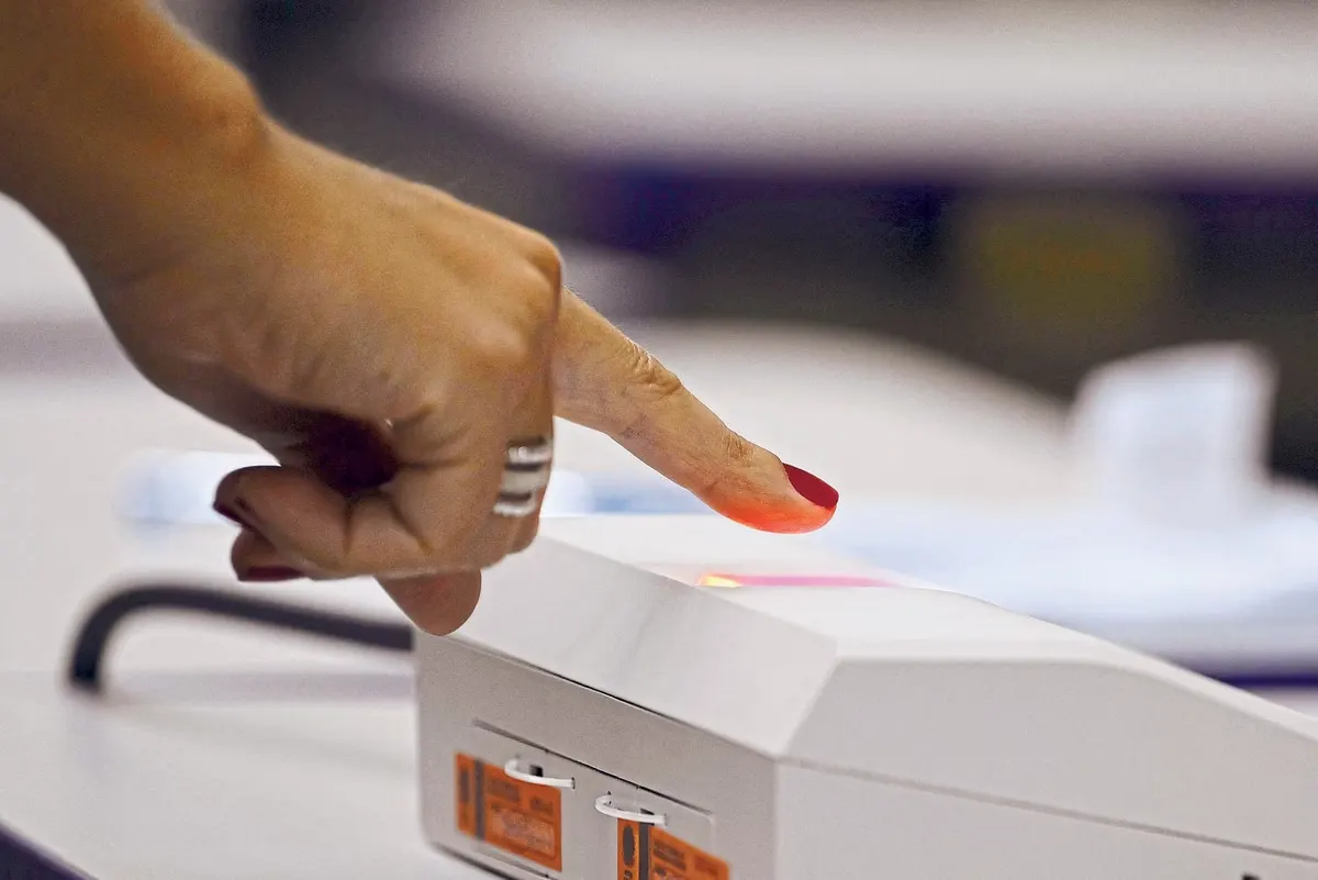 Mulheres seguem maioria entre eleitores de Porto União e União da Vitória 