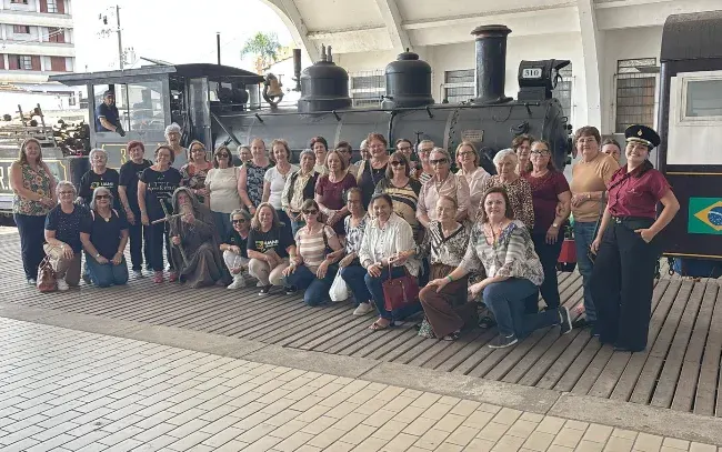 Trem das Etnias proporciona imersão cultural e histórica a participantes da UAMI da UNIARP