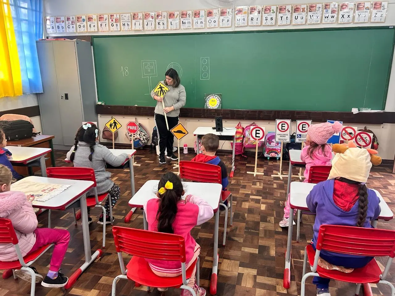 Dia D da Alfabetização mobiliza alunos e professores da rede municipal de União da Vitória 