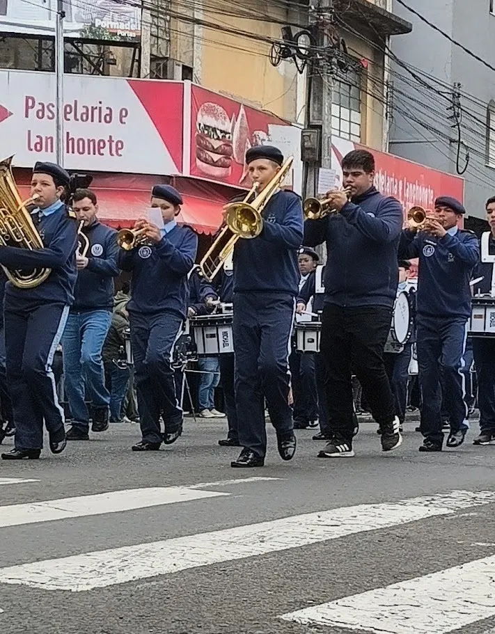 Civismo e integração marcam desfile de 7 de Setembro no Vale do Iguaçu
