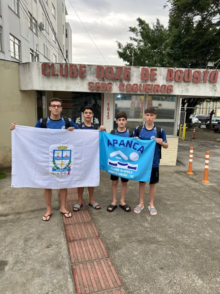 Nadadores de Porto União conquistam destaque no Catarinense de Inverno 