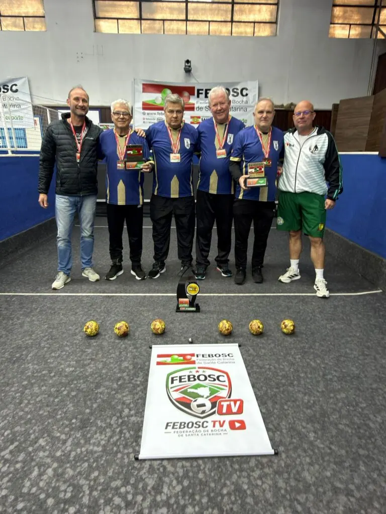 25 de Julho sobe ao pódio e conquista o terceiro lugar no Catarinense Master de Bocha 