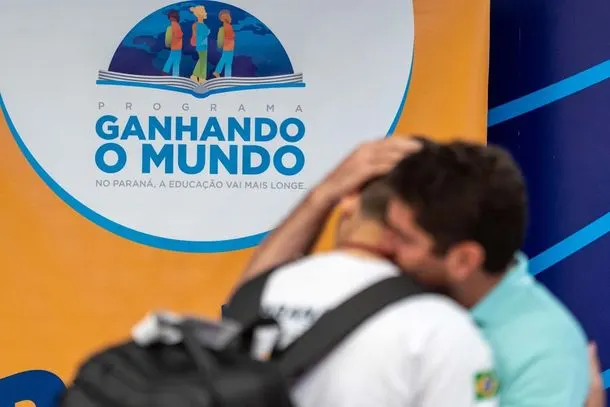 Estado divulga primeira lista do Ganhando o Mundo 2027 com quase 500 estudantes convocados 
