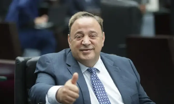 Hussein Bakri é diagnosticado com Diverticulite Aguda e segue internado na UTI