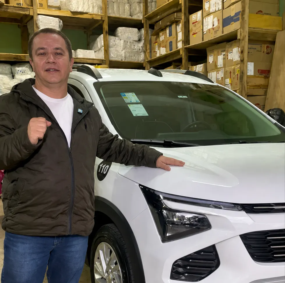 Saúde de Porto Vitória recebe novo veículo para atendimento à população 