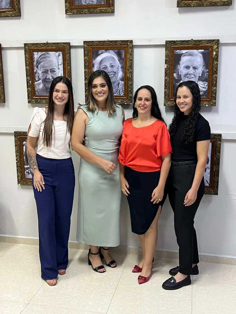 Exposição “Mulheres em Foco” destaca protagonismo feminino em iniciativa regional