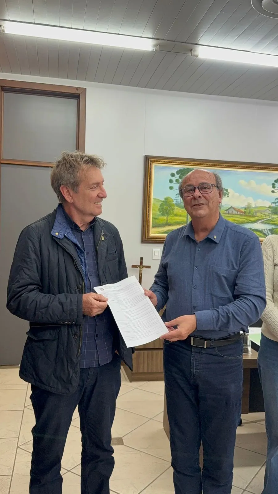 Revitalização da Avenida Bento Munhoz da Rocha Neto avança com entrega da ordem de serviço 